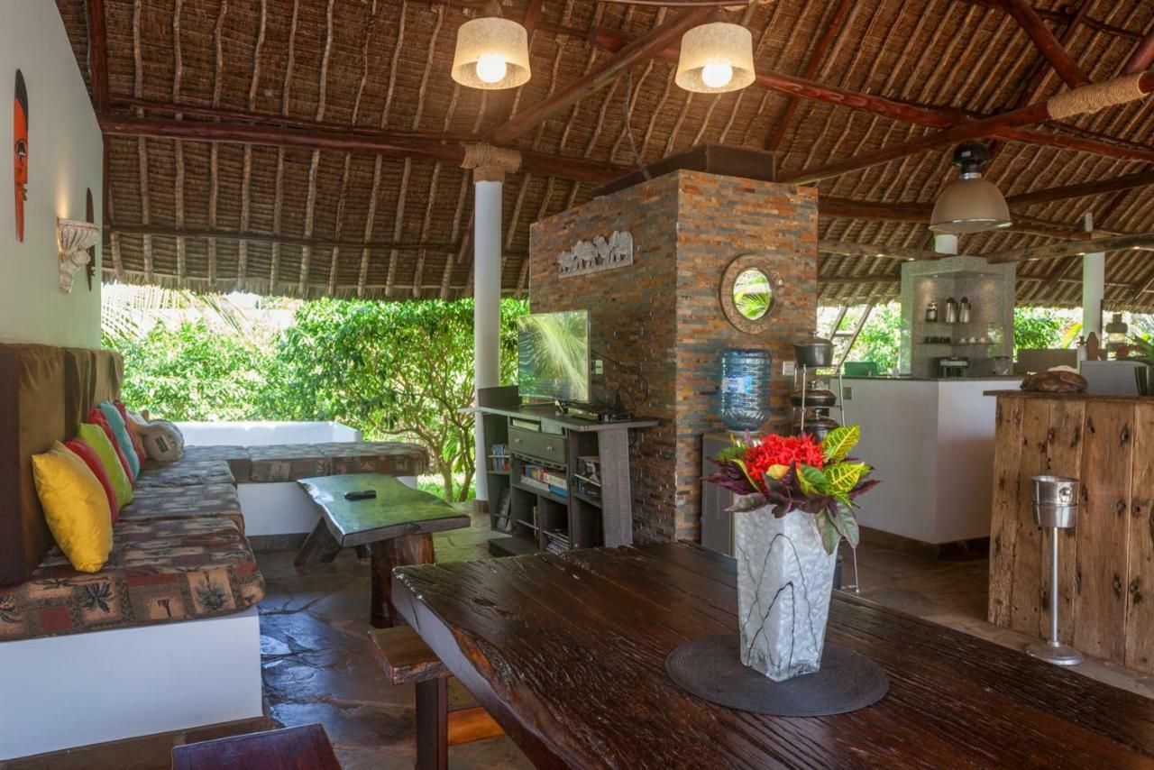 Villa Raymond, Diani, Kenya Diani Beach Kültér fotó
